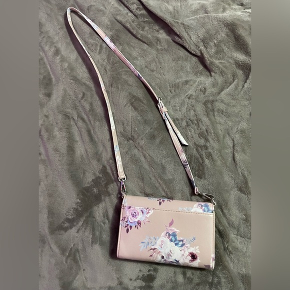 Cute little floral purse - Picture 3 of 4